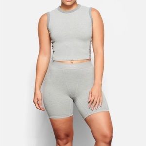 SKIMS Outdoor Basic Tank Heather Gray NWT